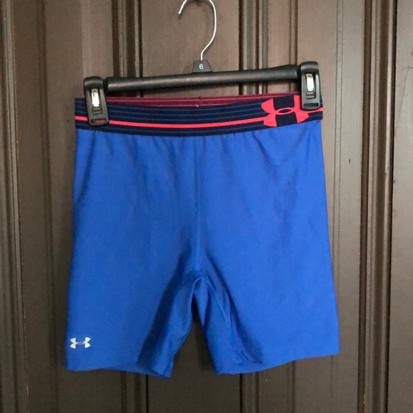 Women’s Under Armour bike shorts size S - Picture 1 of 2